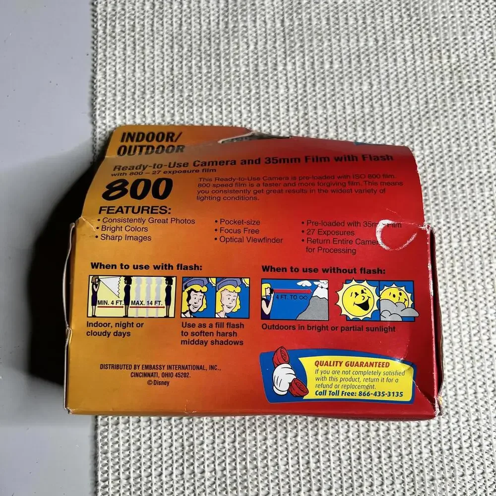 Disney Selections‎ 35mm Flash Camera 800 27 Exposures Single Use Princess Design
